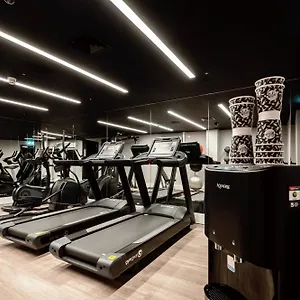 Апарт-отель Wilde Aldgate Tower Bridge, Лондон
